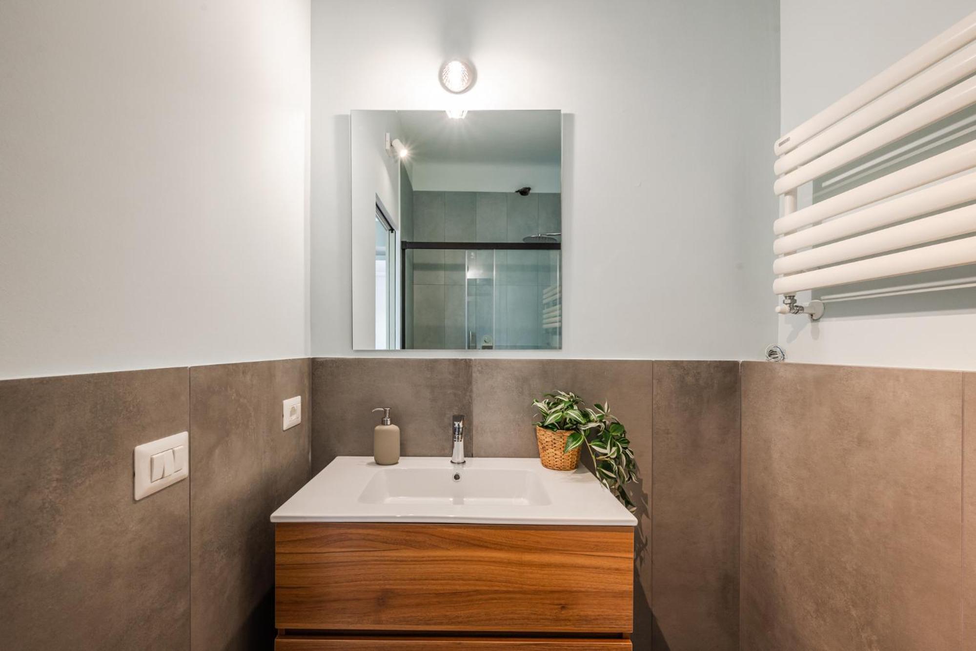 Padova's Nest - Close To Metro Milan